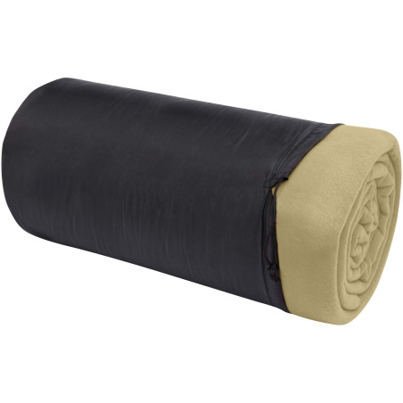 La couverture à carreaux unie Huggy est composée à 100 % de polaire 200 g/m², une matière douce et confortable qui fournit ra