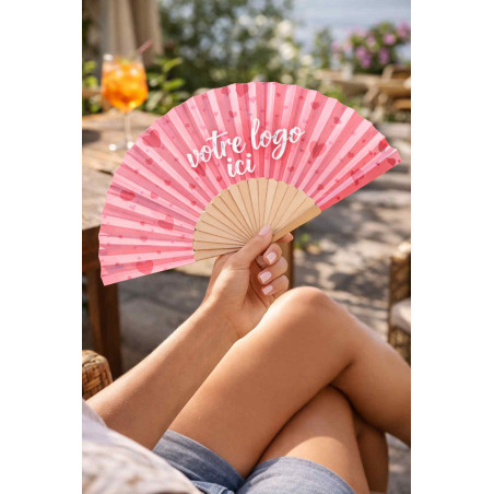 Éventail compact pour les sorties estivales personnalisable