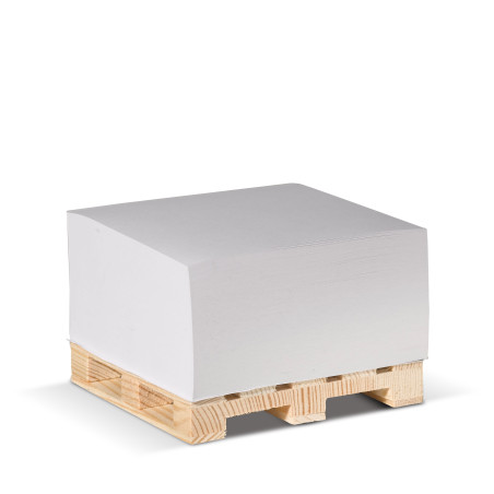 Bloc cube 10x10x5cm sur palette en bois