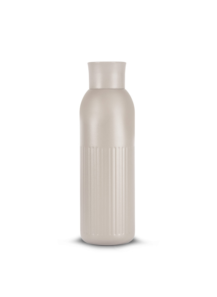 Sagaform Tekla Bouteille en acier avec bouchon poussoir (recyclé) 500 ml
