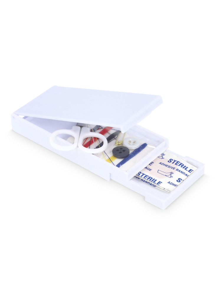 Trousse de couture et de pansements de voyage dans une boîte en PP