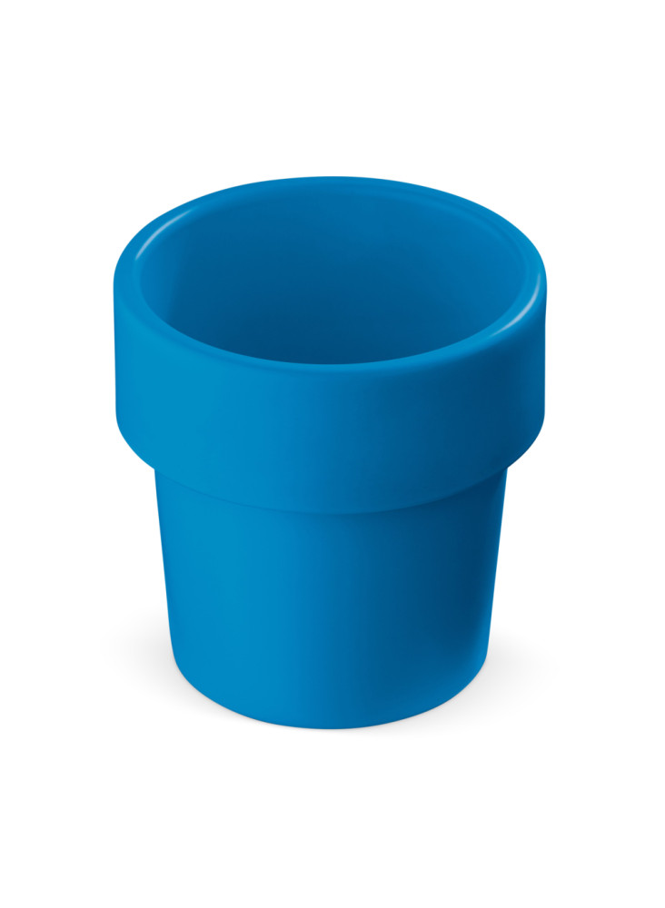 Tasse à café hot-but-cool avec graines de fraisiers